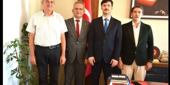Genel Başkanımız Mehmet Demirel’den Kamu Hastaneleri Genel Müdürlüğü’ne Çıkarma: 10 Maddelik Somut Çözüm Raporumuzu Sunduk!